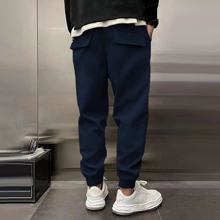 Noah | Relaxed Jogger met Tailored Twist