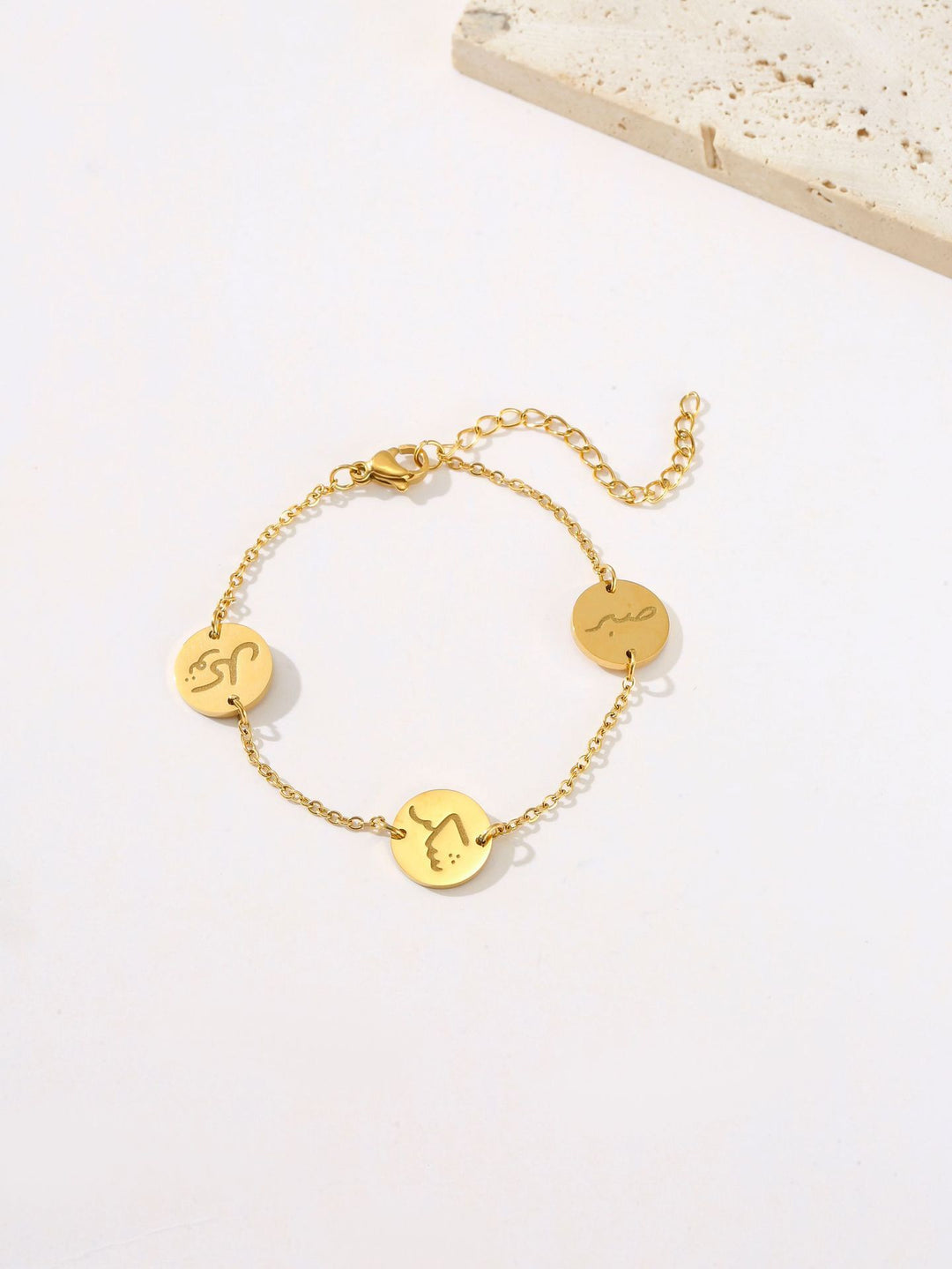 Zayrah™ | Gouden Ketting met Arabische Gravure