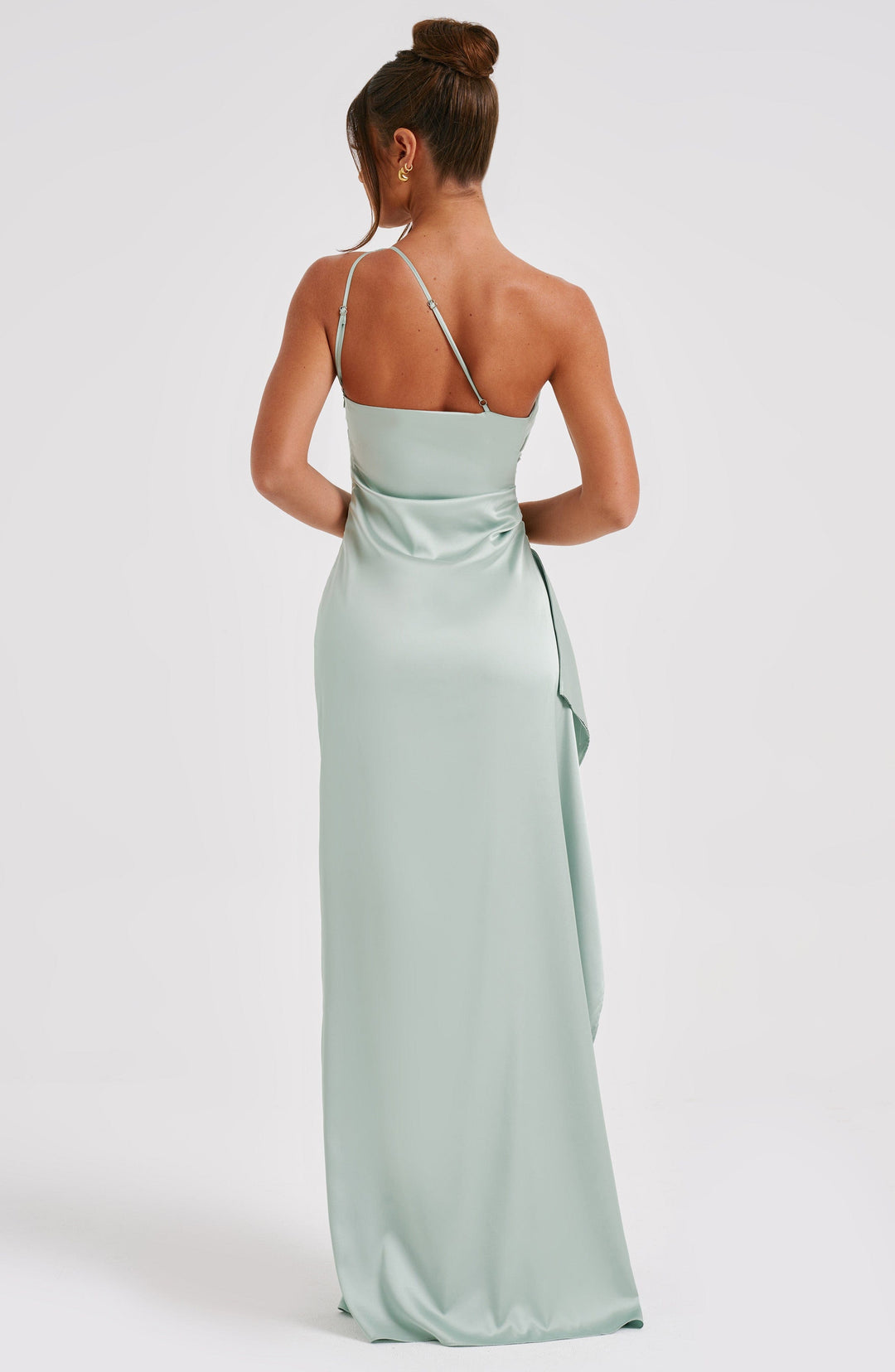 Aveline | Luxe Satijnen Maxi Jurk – Sage Green